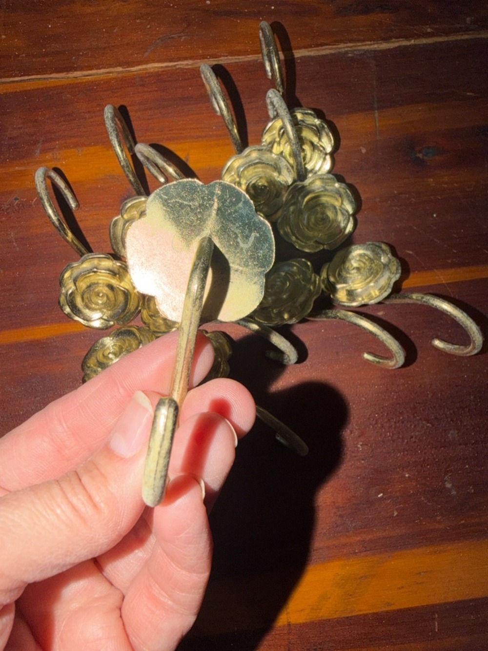 Brass Rose Flower Design Vintage Curtain Hooks Set of 12 cottagecore granny - Picture 4 of 7